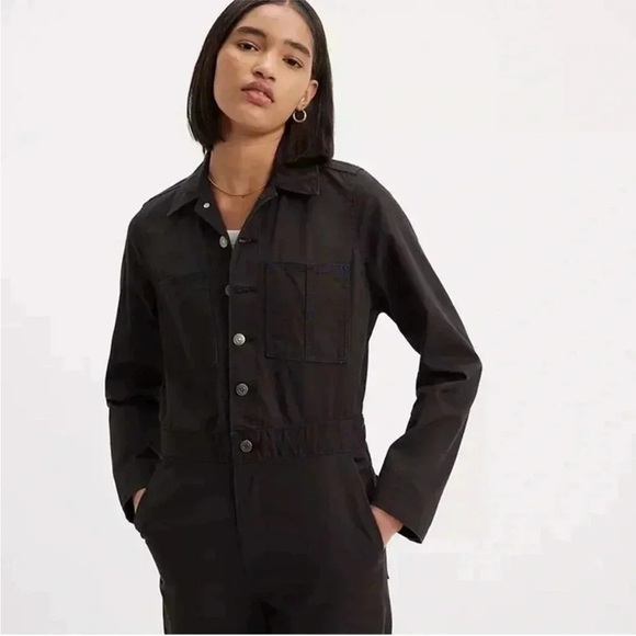 Levi’s Iconic Jumpsuit NWT - Picture 3 of 13